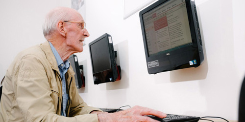 Elderly man at a KCOM Get Online session