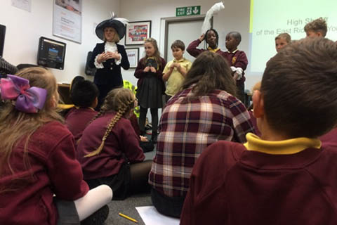 KCOM Community - High Sheriff drops in to inspire Hull youngsters
