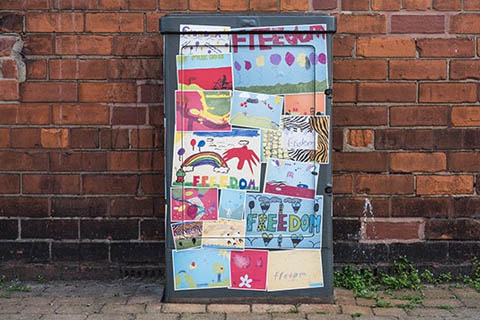 KCOM East Hull Culture Cabs campaign - KCOM Lightstream real fibre broadband street cabinet decorated with drawing from children