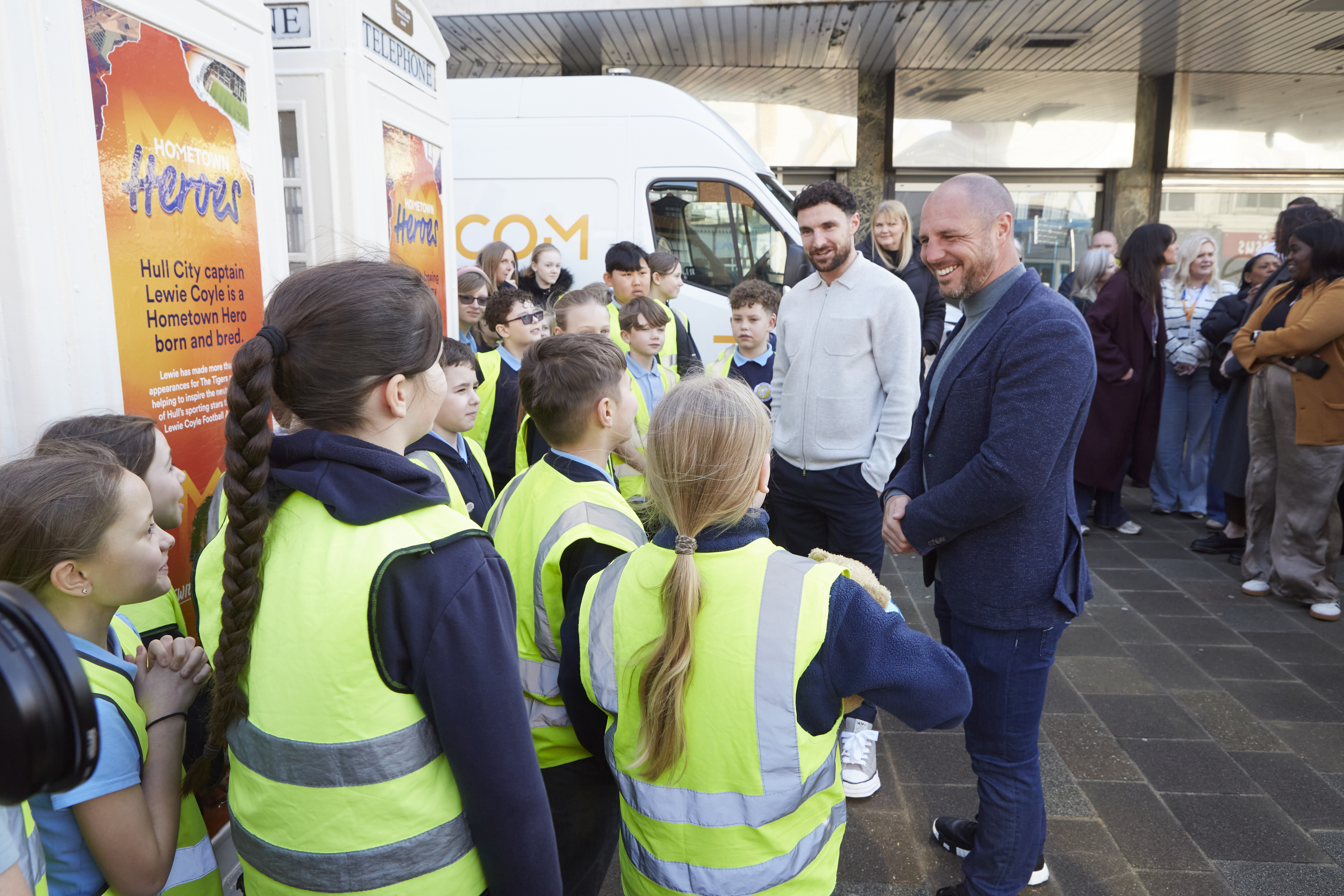 Tommy and Lewie meet youngsters from Griffin Park Primary School
